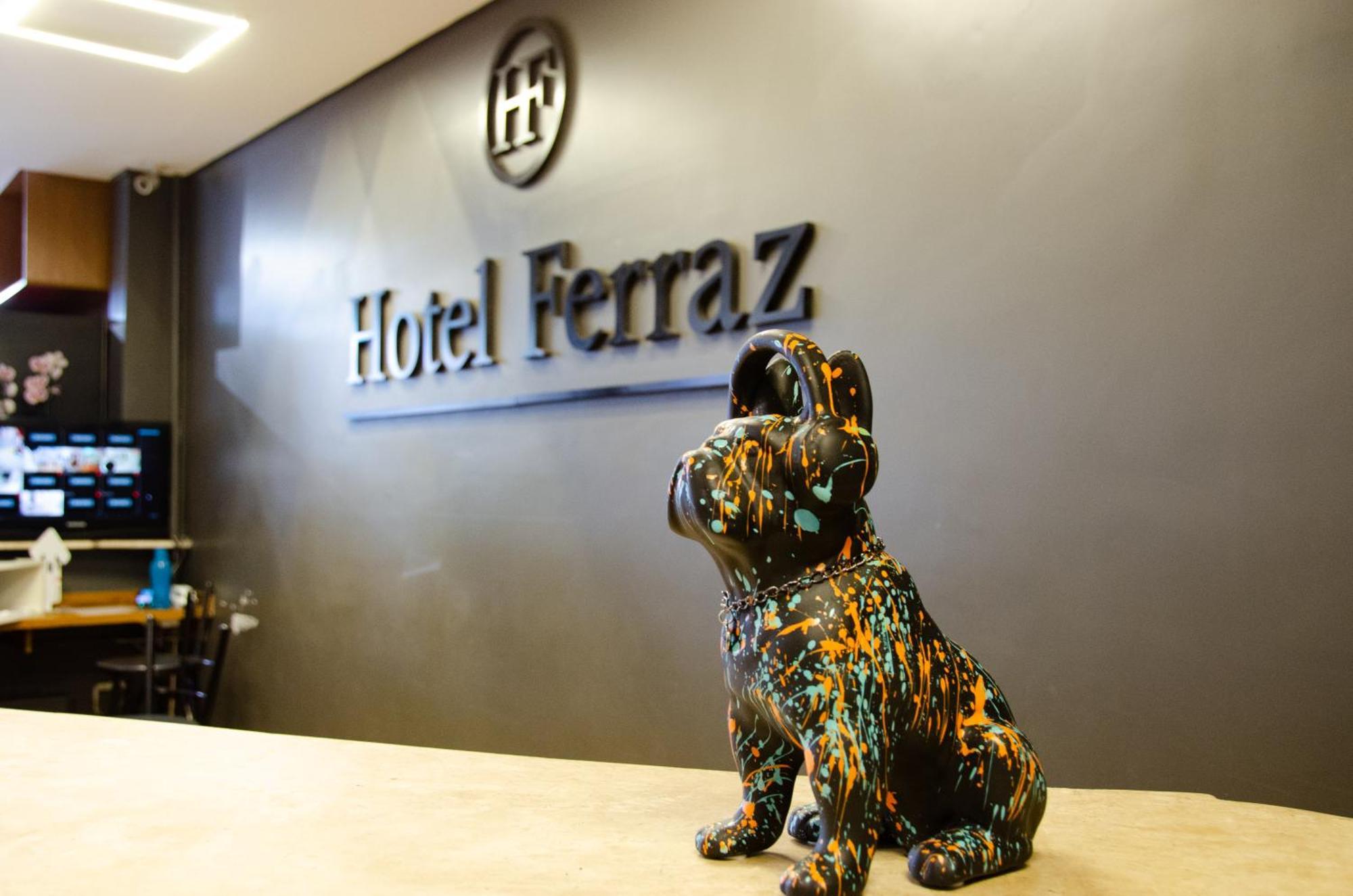 Hotel Ferraz Pouso Alegre Buitenkant foto