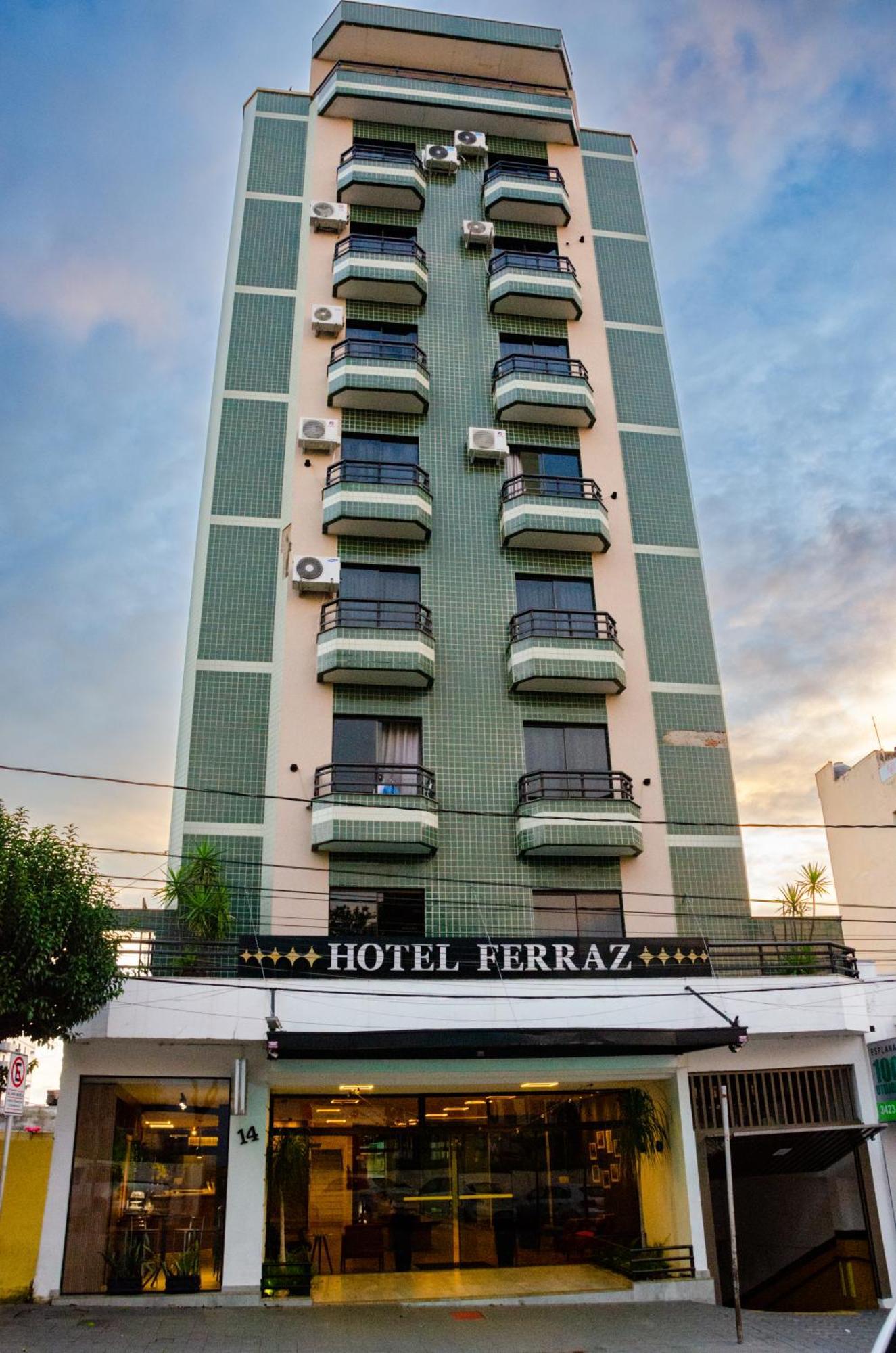 Hotel Ferraz Pouso Alegre Buitenkant foto