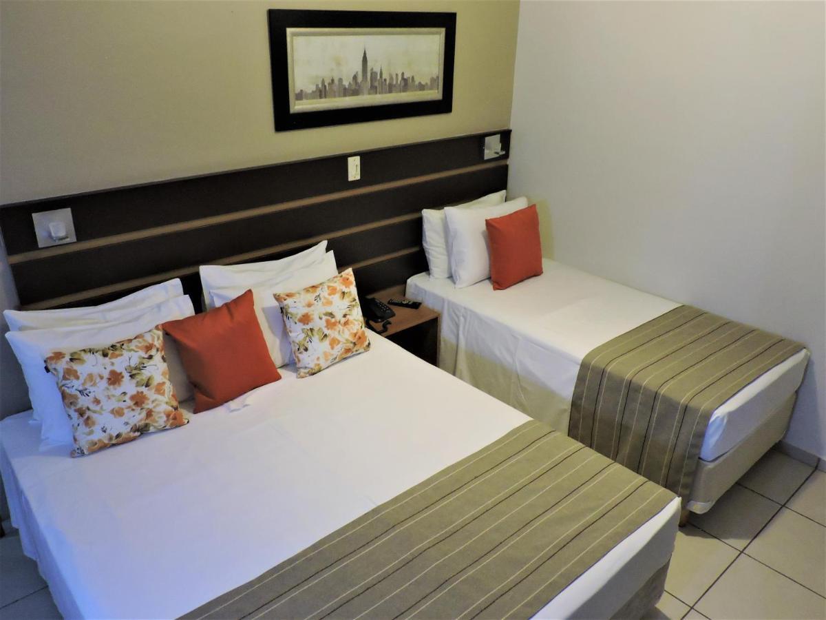 Hotel Ferraz Pouso Alegre Buitenkant foto