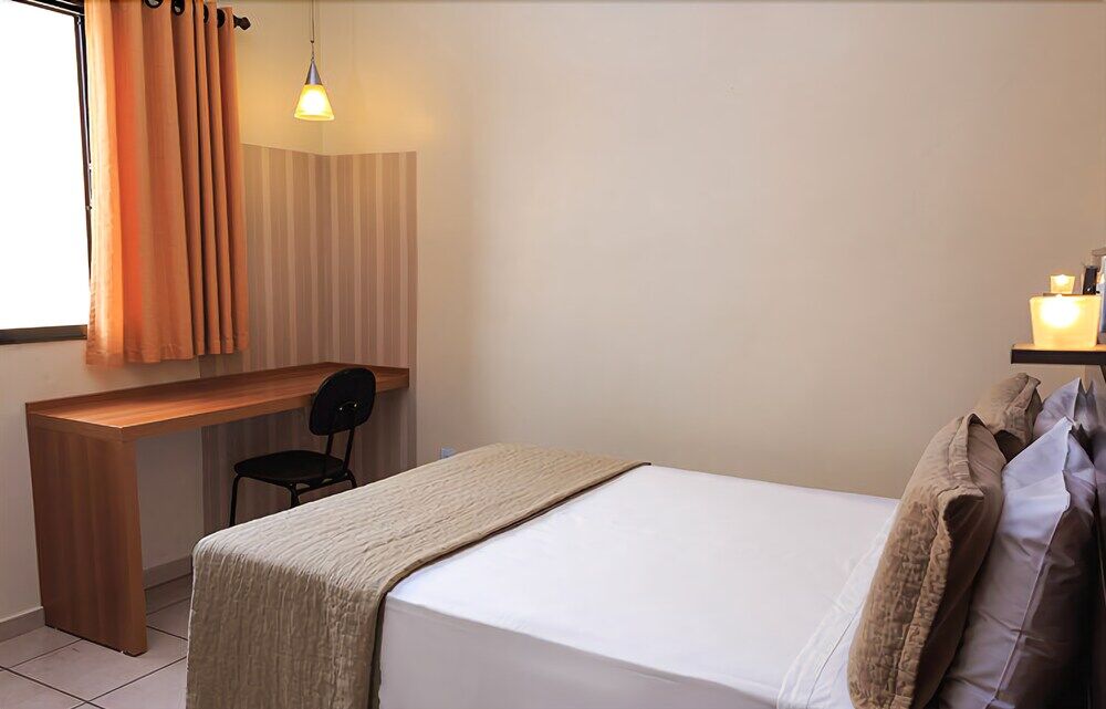 Hotel Ferraz Pouso Alegre Buitenkant foto